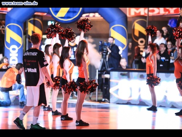 ratiopharm Ulm gegen Bremerhaven @ Ratiopharm Arena - Bild 5
