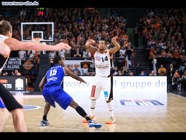 ratiopharm Ulm gegen Bremerhaven @ Ratiopharm Arena - Bild 66