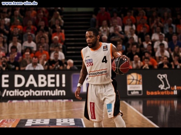 ratiopharm Ulm - W&uuml;rzburg PlayOff Halbfinale #1 @ Ratiopharm Arena - Bild 18