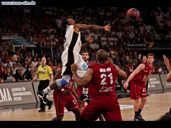 ratiopharm Ulm - W&uuml;rzburg PlayOff Halbfinale #1 @ Ratiopharm Arena - Bild 25