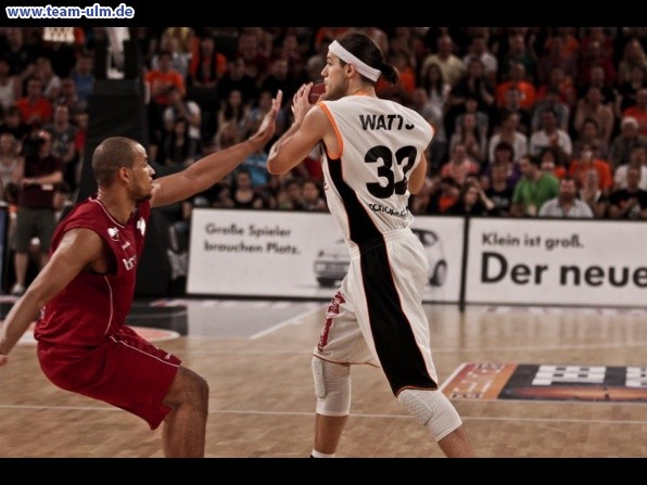 ratiopharm Ulm - W&uuml;rzburg PlayOff Halbfinale #1 @ Ratiopharm Arena - Bild 26