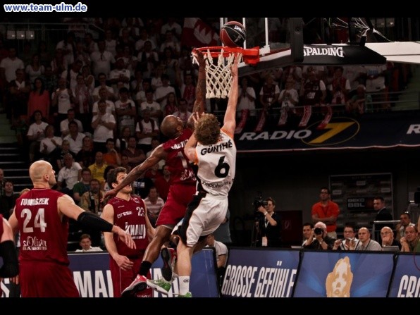 ratiopharm Ulm - W&uuml;rzburg PlayOff Halbfinale #1 @ Ratiopharm Arena - Bild 32