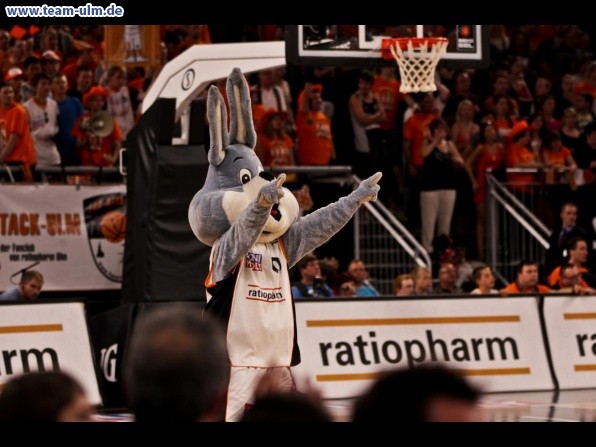 ratiopharm Ulm - W&uuml;rzburg PlayOff Halbfinale #1 @ Ratiopharm Arena - Bild 37