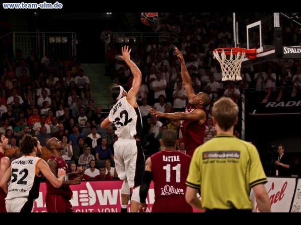 ratiopharm Ulm - W&uuml;rzburg PlayOff Halbfinale #1 @ Ratiopharm Arena - Bild 39