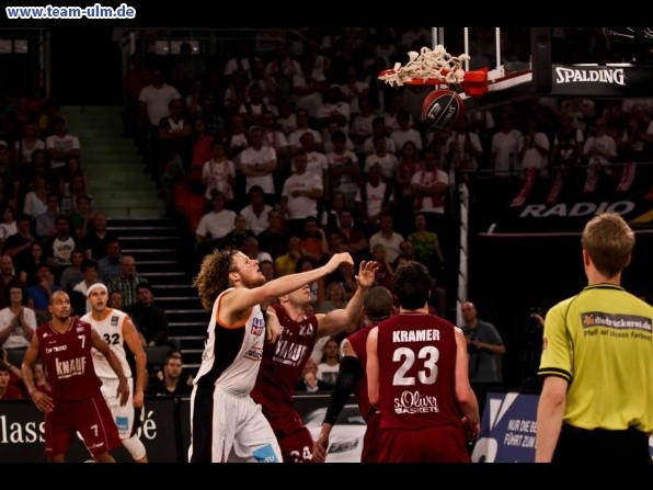 ratiopharm Ulm - W&uuml;rzburg PlayOff Halbfinale #1 @ Ratiopharm Arena - Bild 40