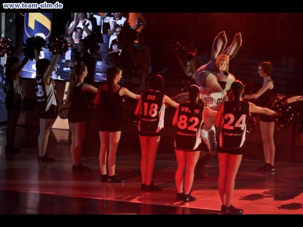 ratiopharm Ulm - W&uuml;rzburg PlayOff Halbfinale #1 @ Ratiopharm Arena - Bild 5