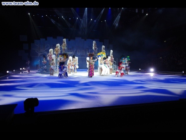 Holiday on Ice – Platinum @ Ratiopharm Arena - Bild 115