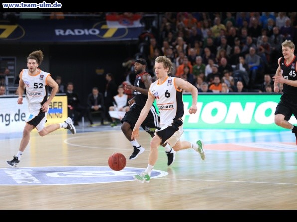 ratiopharm Ulm gegen München @ Ratiopharm Arena - Bild 3
