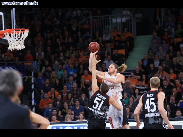 ratiopharm Ulm gegen München @ Ratiopharm Arena - Bild 66