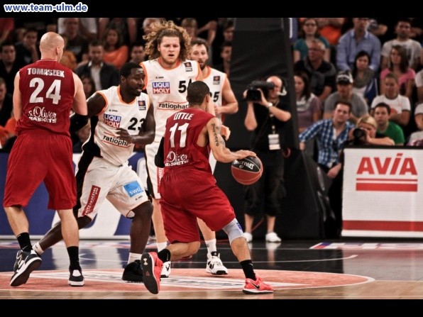 ratiopharm Ulm - W&uuml;rzburg PlayOff Halbfinale #3 @ Ratiopharm Arena - Bild 17