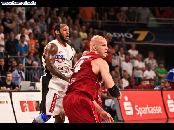 ratiopharm Ulm - W&uuml;rzburg PlayOff Halbfinale #3 @ Ratiopharm Arena - Bild 19