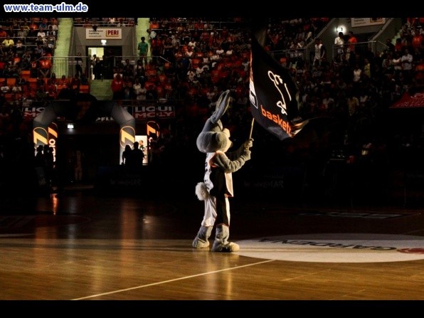 ratiopharm Ulm - W&uuml;rzburg PlayOff Halbfinale #3 @ Ratiopharm Arena - Bild 2