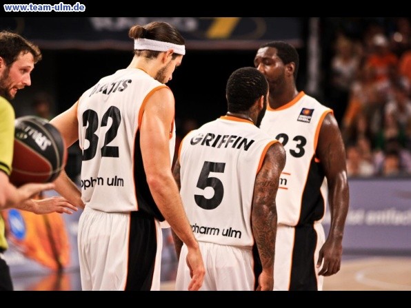 ratiopharm Ulm - W&uuml;rzburg PlayOff Halbfinale #3 @ Ratiopharm Arena - Bild 23