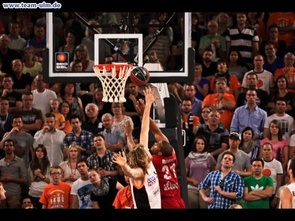 ratiopharm Ulm - W&uuml;rzburg PlayOff Halbfinale #3 @ Ratiopharm Arena - Bild 36