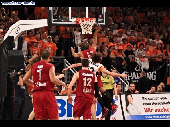 ratiopharm Ulm - W&uuml;rzburg PlayOff Halbfinale #3 @ Ratiopharm Arena - Bild 49