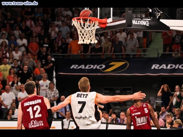 ratiopharm Ulm - W&uuml;rzburg PlayOff Halbfinale #3 @ Ratiopharm Arena - Bild 53