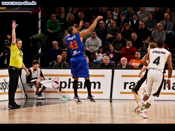 Ulm gegen Bayreuth @ Ratiopharm Arena - Bild 8