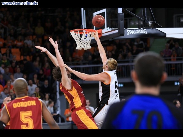 ratiopharm Ulm gegen Istanbul @ Ratiopharm Arena - Bild 10