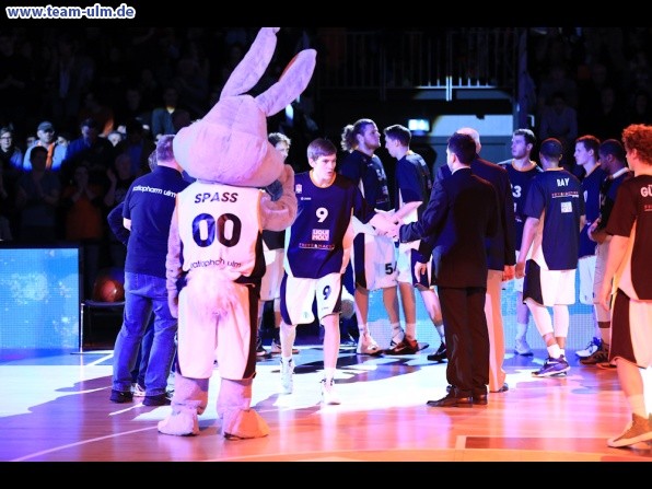 ratiopharm Ulm gegen Istanbul @ Ratiopharm Arena - Bild 2