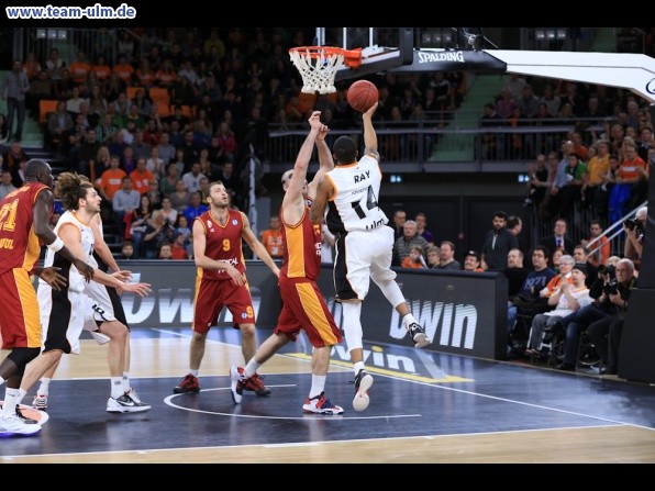 ratiopharm Ulm gegen Istanbul @ Ratiopharm Arena - Bild 27