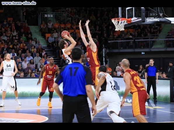 ratiopharm Ulm gegen Istanbul @ Ratiopharm Arena - Bild 34