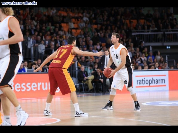 ratiopharm Ulm gegen Istanbul @ Ratiopharm Arena - Bild 36