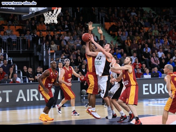 ratiopharm Ulm gegen Istanbul @ Ratiopharm Arena - Bild 41