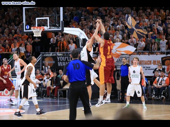 ratiopharm Ulm gegen Istanbul @ Ratiopharm Arena - Bild 52