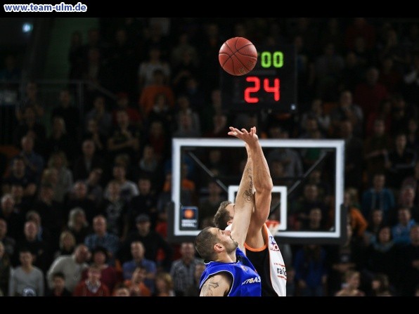 ratiopharm Ulm gegen Mitteldeutscher BC @ Ratiopharm Arena - Bild 11