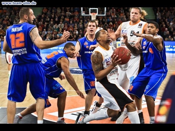ratiopharm Ulm gegen Mitteldeutscher BC @ Ratiopharm Arena - Bild 17