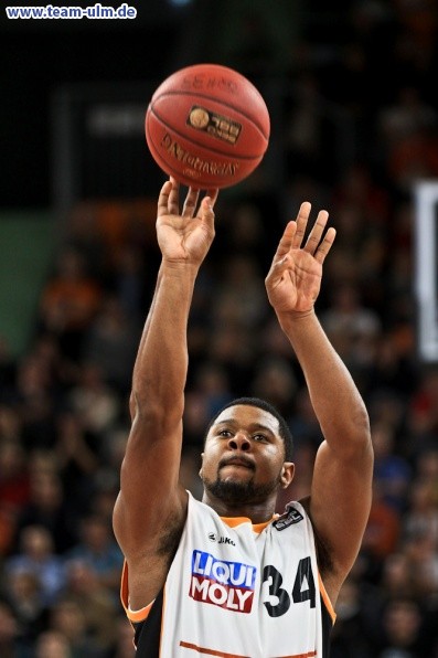 ratiopharm Ulm gegen Mitteldeutscher BC @ Ratiopharm Arena - Bild 23