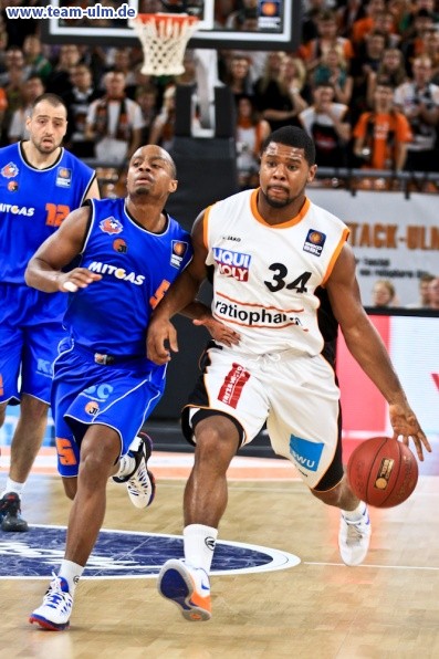 ratiopharm Ulm gegen Mitteldeutscher BC @ Ratiopharm Arena - Bild 40