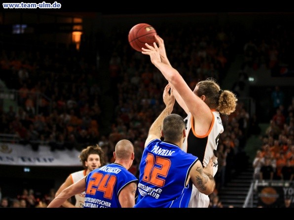 ratiopharm Ulm gegen Mitteldeutscher BC @ Ratiopharm Arena - Bild 52