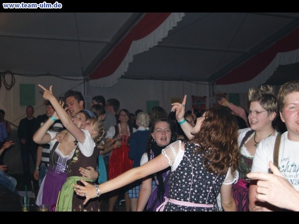 Rock im Rehgarten mit Dirndlknacker @ Tannheim - Bild 37