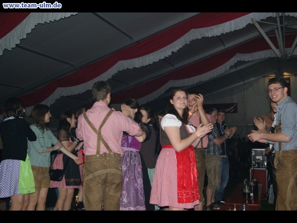 Rock im Rehgarten mit Dirndlknacker @ Tannheim - Bild 9