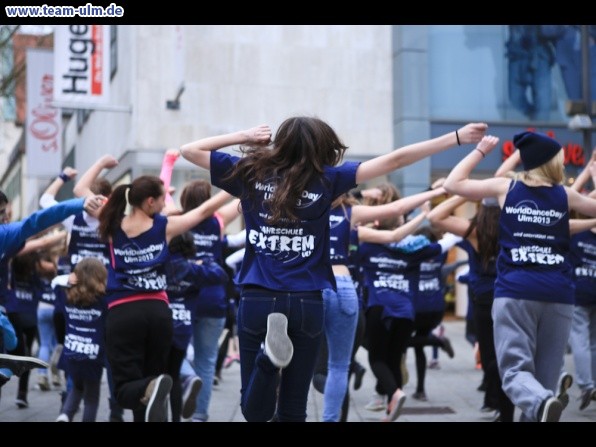 Welttanztag 2013 @ Ulm-City - Bild 9
