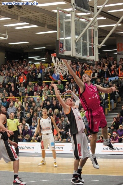 Basketball: Ulm gegen Bonn @ Ulm - Bild 1