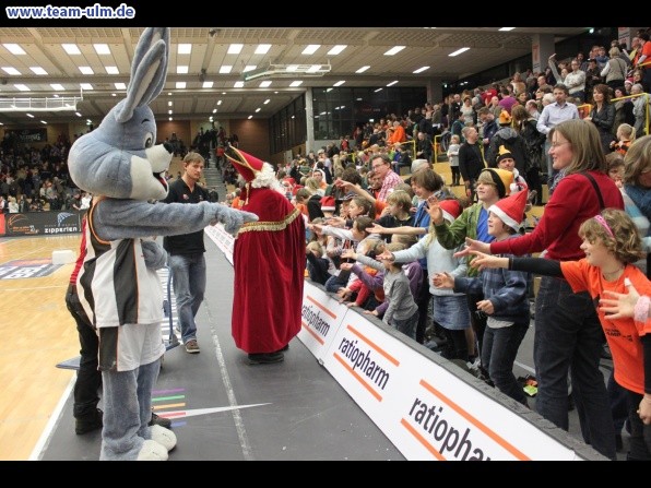 Basketball: Ulm gegen Bonn @ Ulm - Bild 27