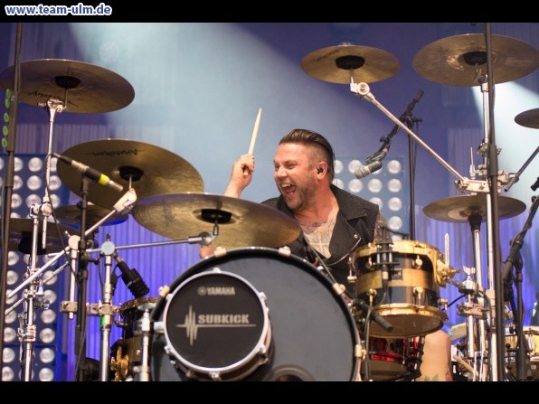 The BossHoss: Dos Bros Tour 2016 @ Wiblingen - Bild 24
