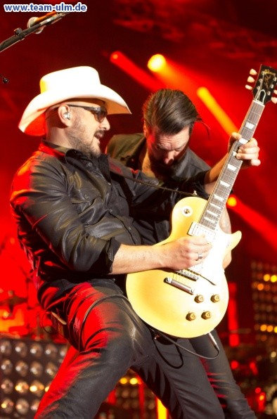 The BossHoss: Dos Bros Tour 2016 @ Wiblingen - Bild 45