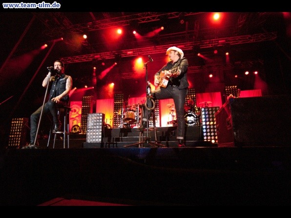 The BossHoss: Dos Bros Tour 2016 @ Wiblingen - Bild 8