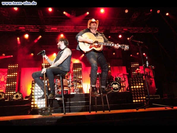 The BossHoss: Dos Bros Tour 2016 @ Wiblingen - Bild 9